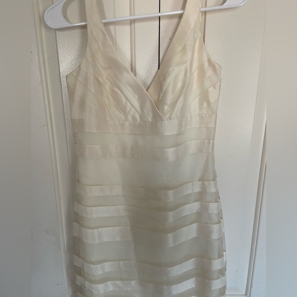 Ann Taylor Gown-Floor Length-size 2Petite-New With Tags - Picture 3 of 14